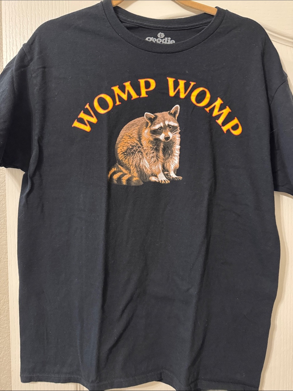 Black "Womp Womp" Raccoon Graphic Tee LARGE